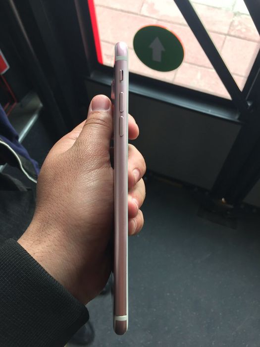 iPhone 7+ tel narmalni ishlaydi