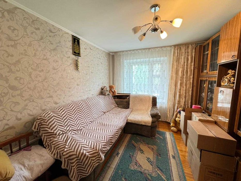 Продам 3-комн квартиру, Ажар, 2 этаж