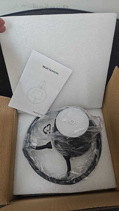 Faithorse Стенна лампа за вътрешна употреба, пакет от 2, RGB