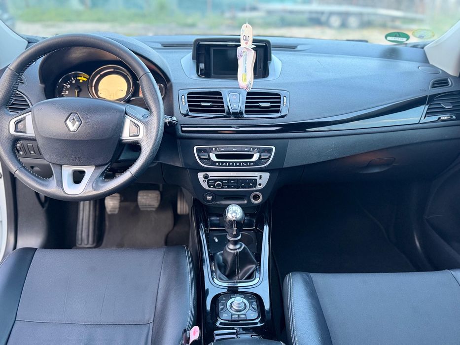 RENAULT Megane 2012 — imagine 3
