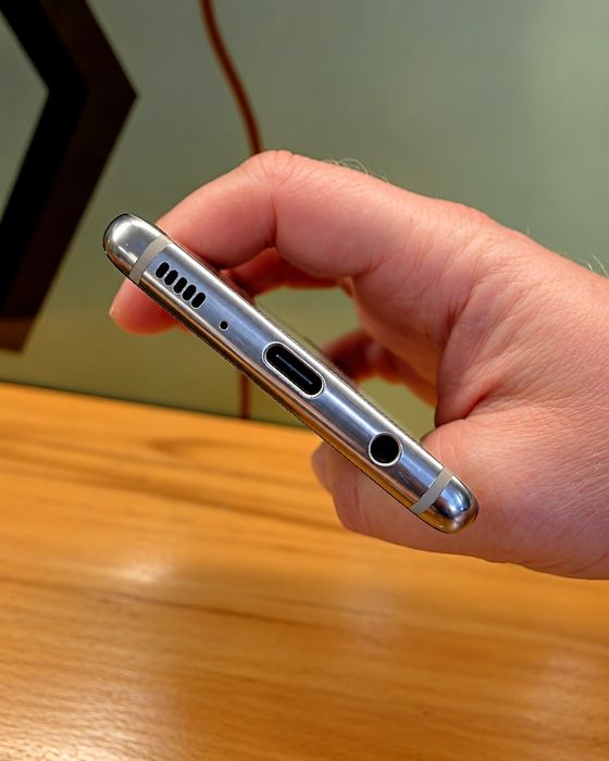 Продам Samsung S8