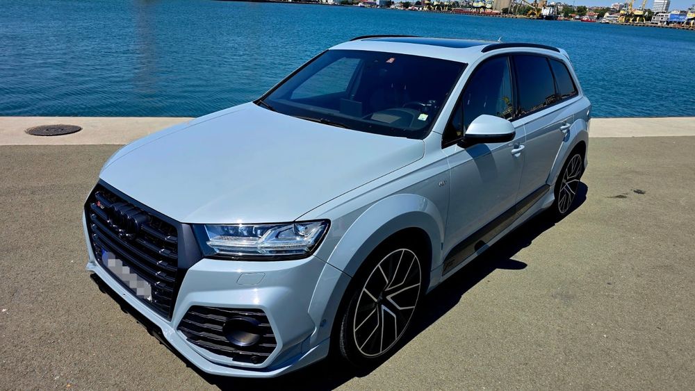 AUDI         SQ 7