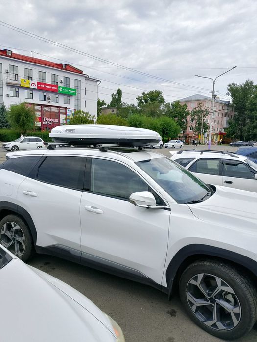 Багажный бокс новый.