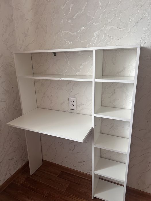 Стол письменнный