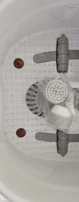 Хидромасажна вана за крака с инфрачервена топлина ADLER