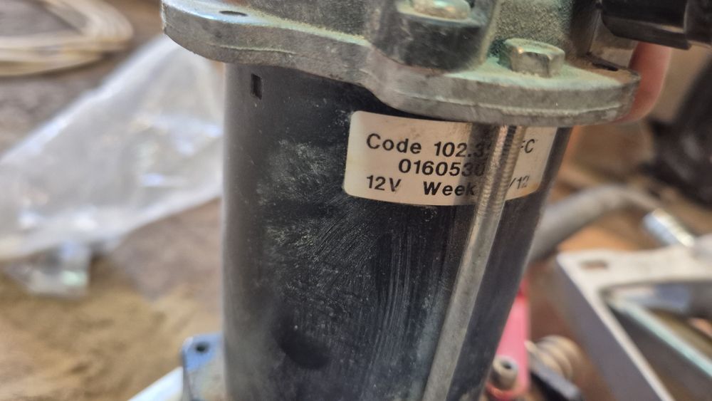 Насос для откачки топлива