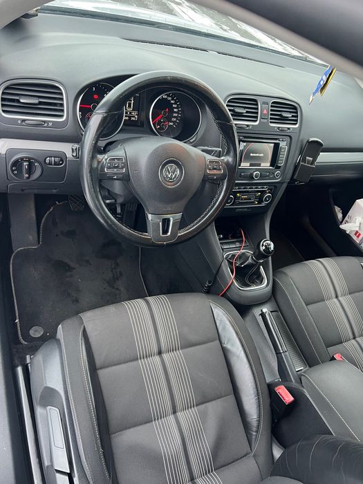 Vând GOLF 6 2.0 TDI MATCH Edition An 2013