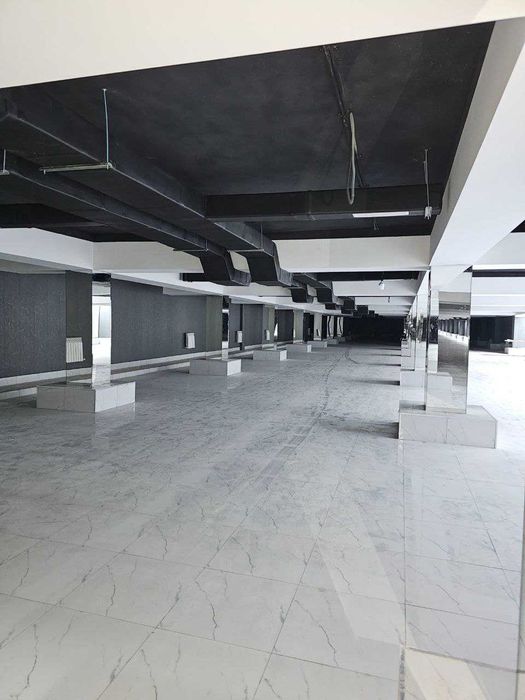 Сдам помещение под корзинкой (Цоколь) 1100м2, под магазин одежды RCP