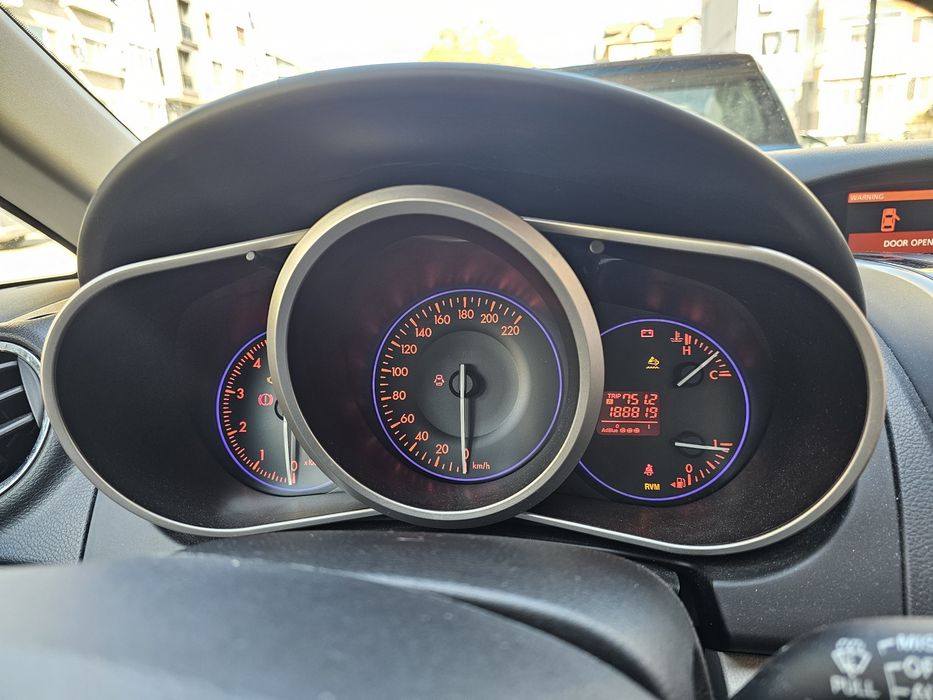 продавам Mazda CX-7