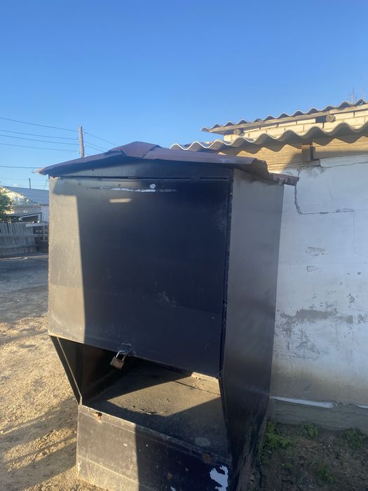 Продам домик для куры гриль