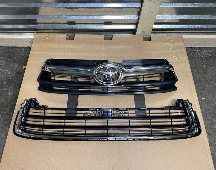 Решетка радиатора, решетка в бампер Хайландер на все модели