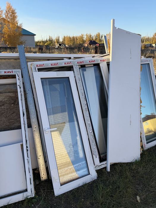 Продам 5 окон  б/у