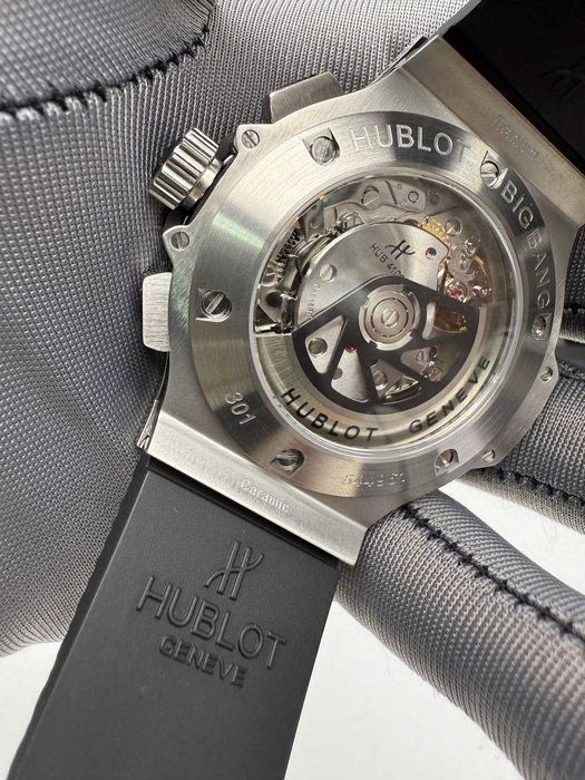 hb big bang 44mm сребристо черно