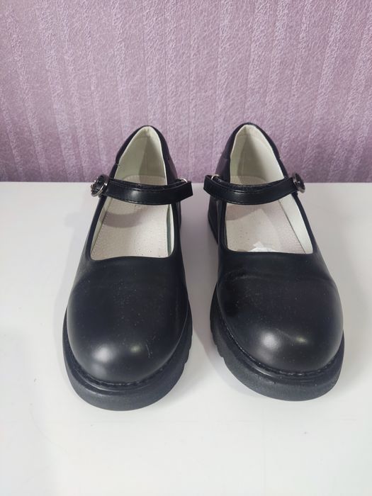 Туфли для девочек 37размера