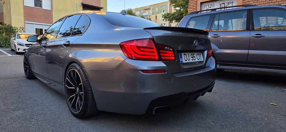 BMW Seria 5 F10 535d Xdrive/ M Pachet/ 4 Butoane