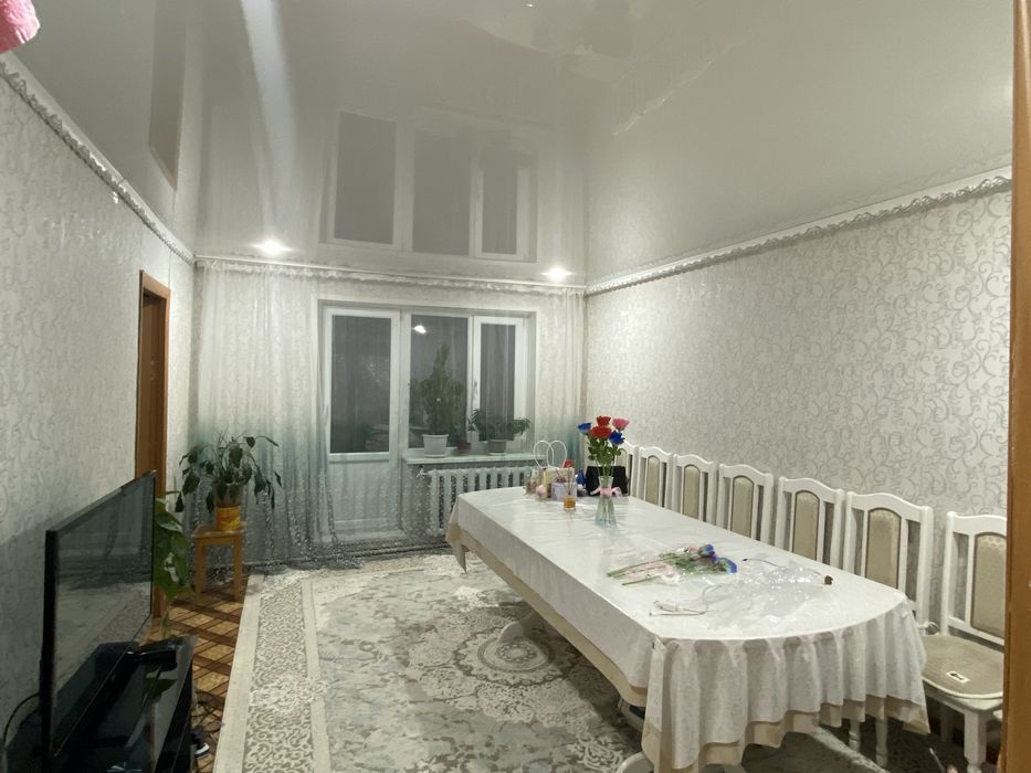 Продается 3  комнатная квартира