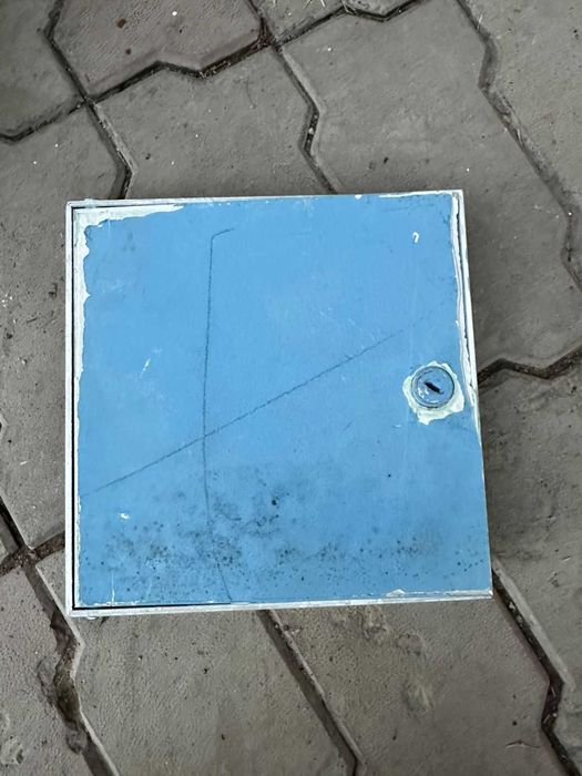 Продам Ревизионный люк 200*200