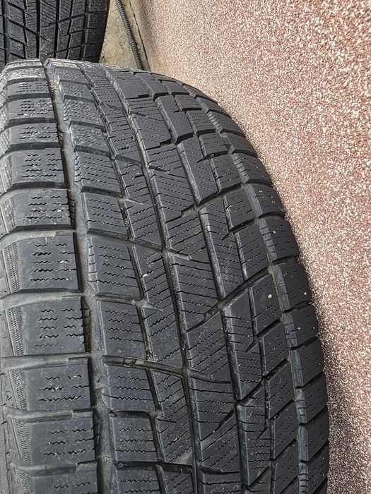 Anvelope iarnă suv 225/60/r17