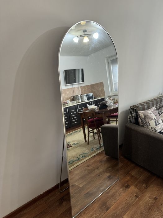 Зеракло напальное большое