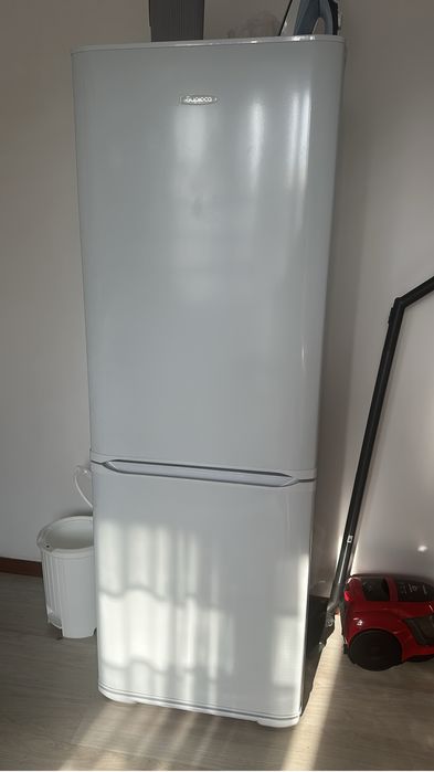 Холодильник бирюса в отличном состояний