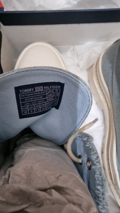 Teniși Tommy J - Botine cu șireturi