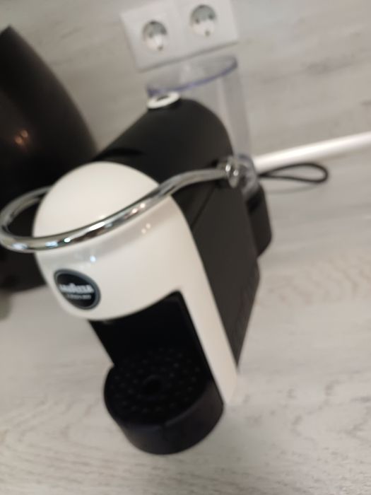 Кафемашина-Lavazza