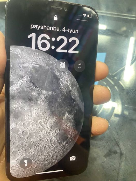 Iphone.   12pro.