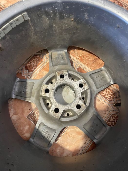 Продам диски на R16