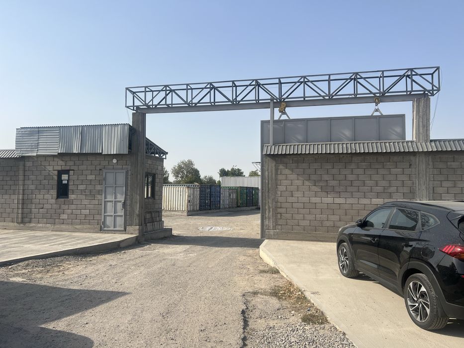 Аренда ангара— склад / пандус, видеонаблюдение, охрана и заезд для фур