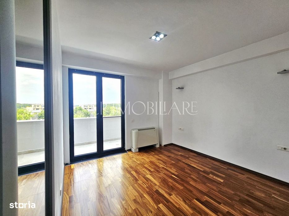 Apartament 4 camere de vanzare - Iancu Nicolae, Pipera