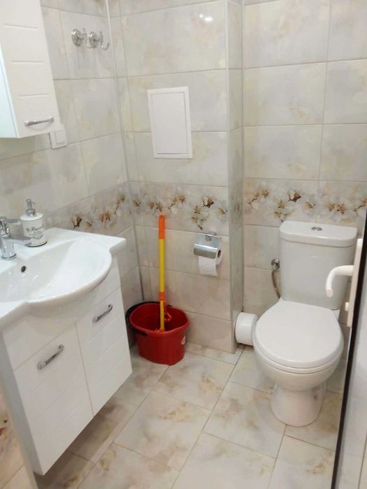 Собственик дава  двустаен апартамент в София, кв. Триъгълника до метростанция