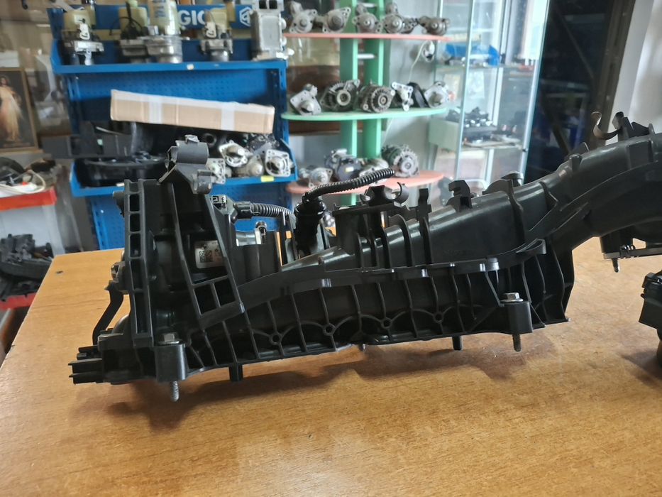 Galerie admisie BMW Cod 8513653 X1 X2 F39 F48 Seria 2 F45 F46 Mini F54 F55 F56 F60