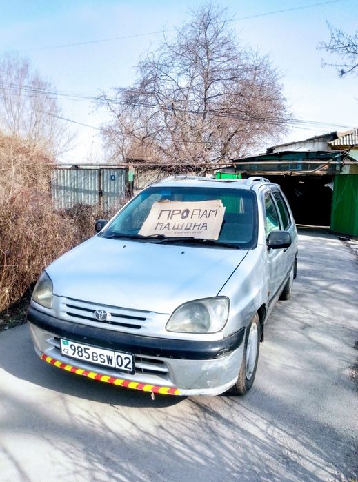 Продам машину Toyota Raum