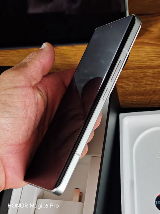 16/512 Xiaomi 13 ultra