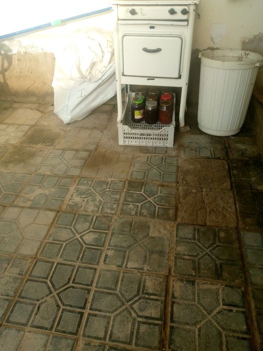 Sotiladi.faqat yangisi ishlamaydi