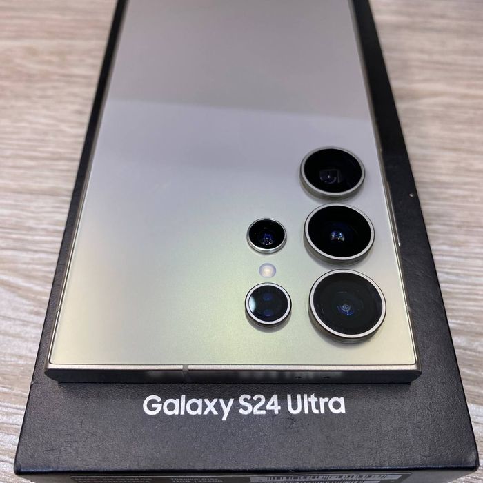 Samsung S24 Ultra 12/256Gb