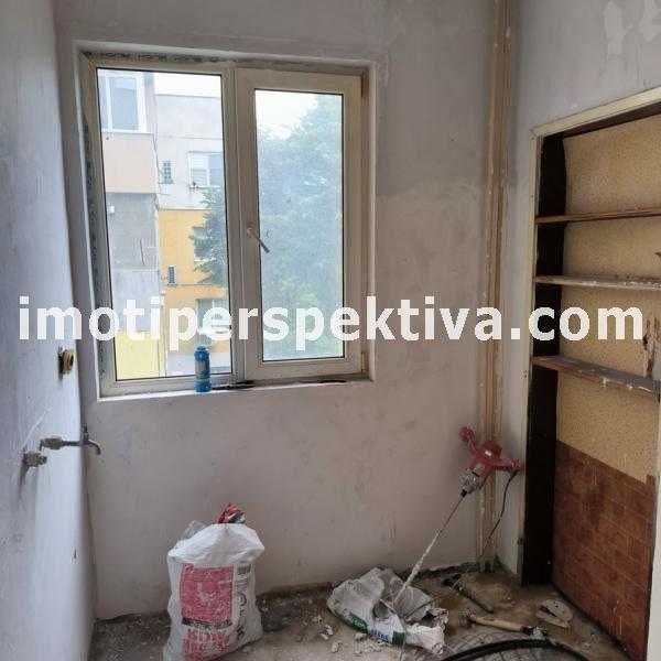 Продава се Едностаен апартамент в Пловдив, Кючук Париж - 36 кв.м за 1848 €/кв.м - Снимка #2