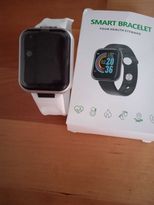 Нов смарт часовник