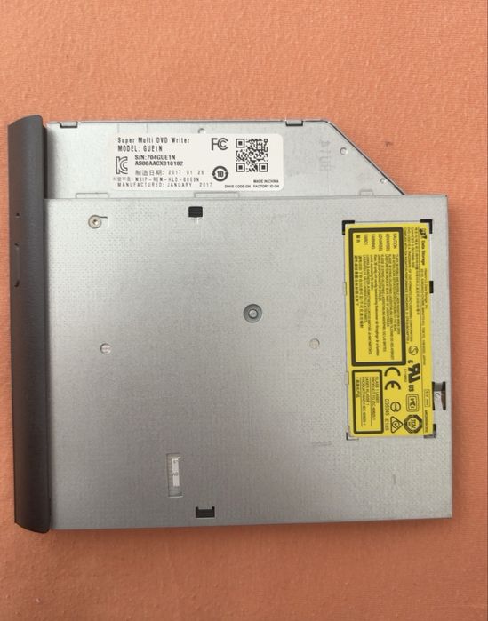 DVD записвачка — HLDS GUE1N