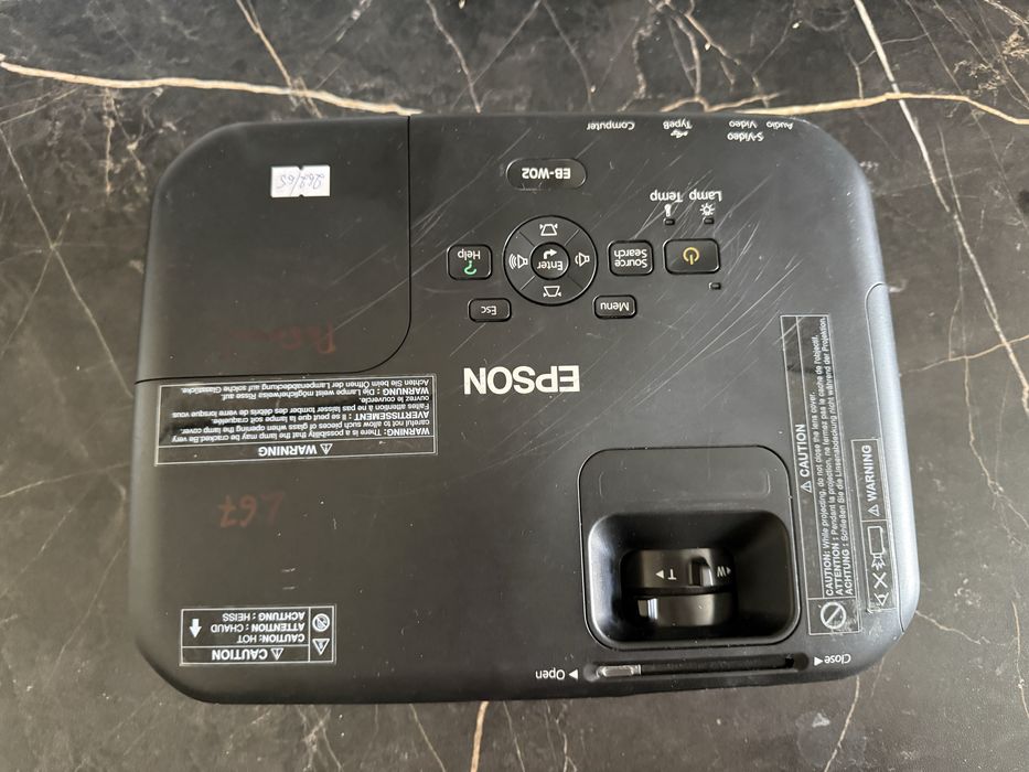 Продам проектор Epson, в наличии 2 шт