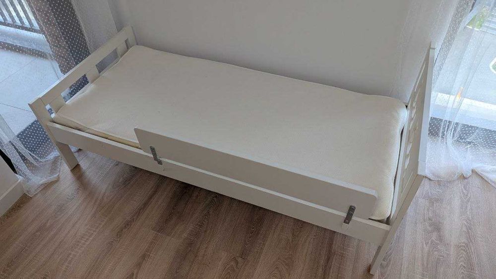 Pătuț copii din lemn alb + saltea