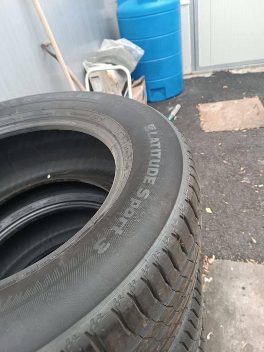 Vând 3 seturi anvelope