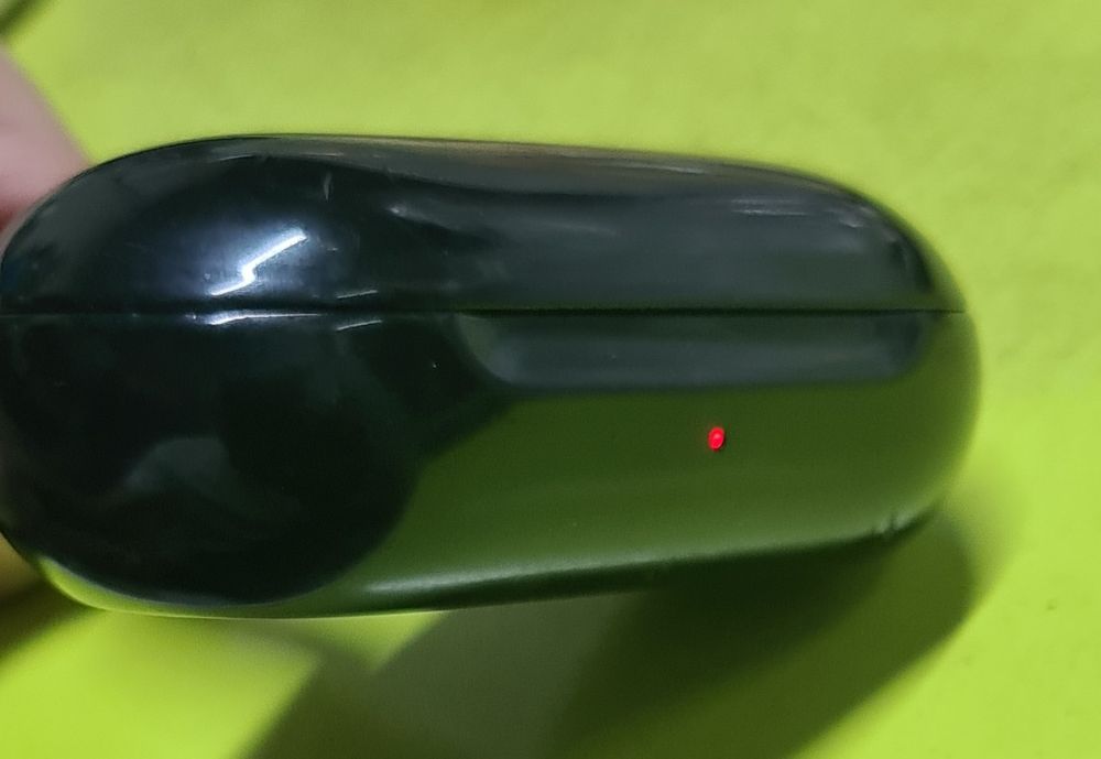 Продам кейс от наушников samsung
