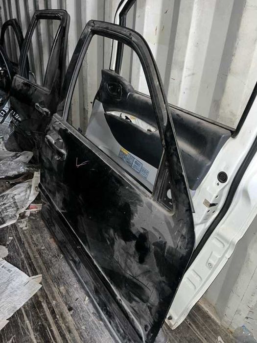 Дверь Honda CR-V RD7 2004