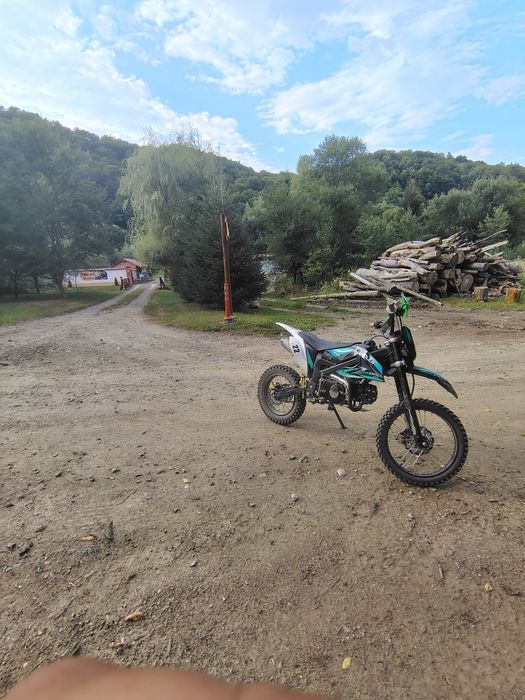 Vând cros kxd 140