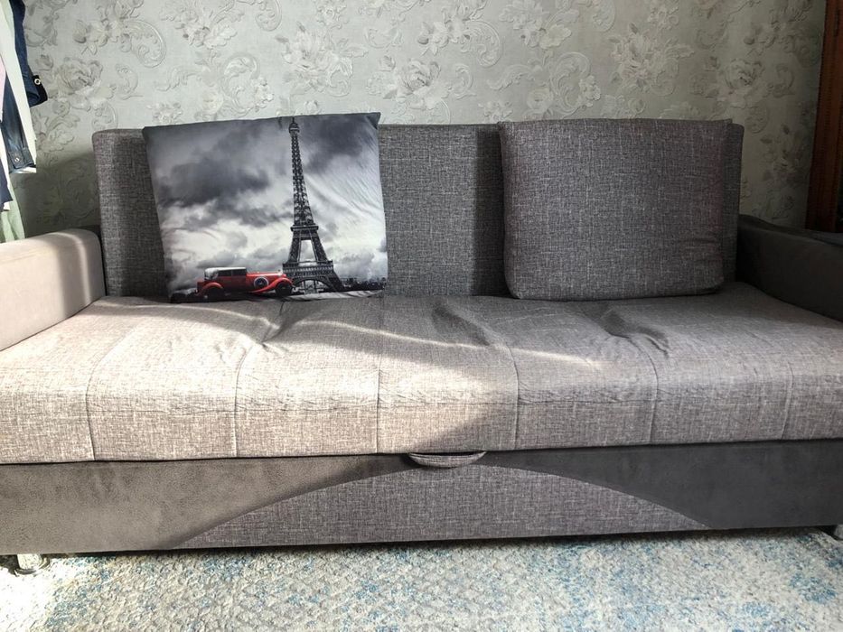 Серый диван, раскладной