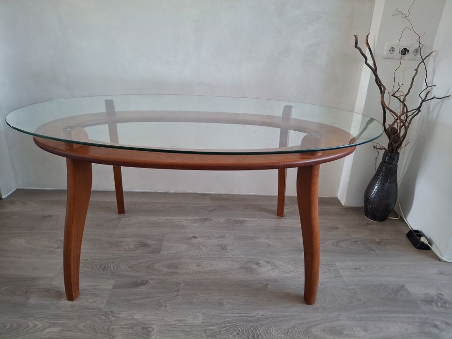 Кухненска маса и столове