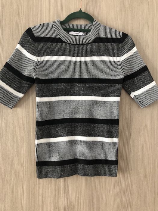 Set bluza si fusta cu eticheta M