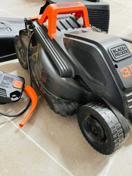 Mașină de tuns iarba BLACK+DECKER BEMW351-QS