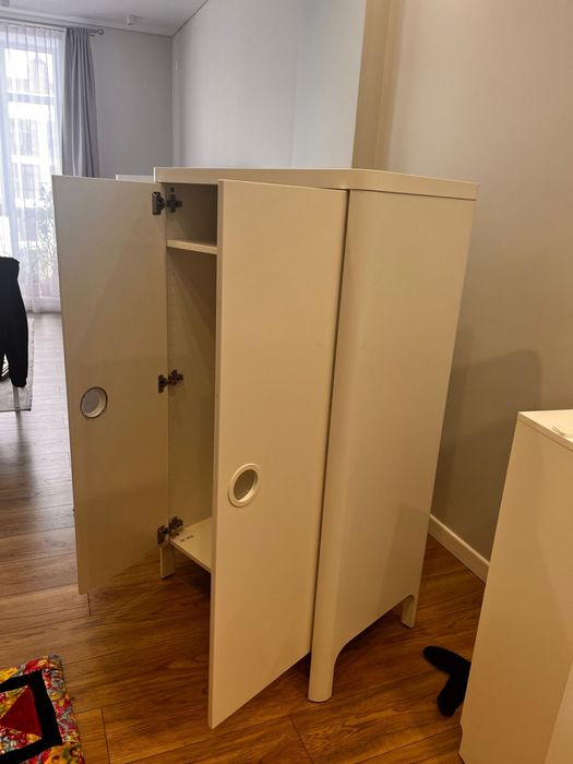 Распашной шкаф IKEA